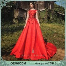 Los modelos moldeados del amor modelan los vestidos rojos del vestido de noche de las mujeres largas diseñan los vestidos del desgaste del partido del satén para las señoras